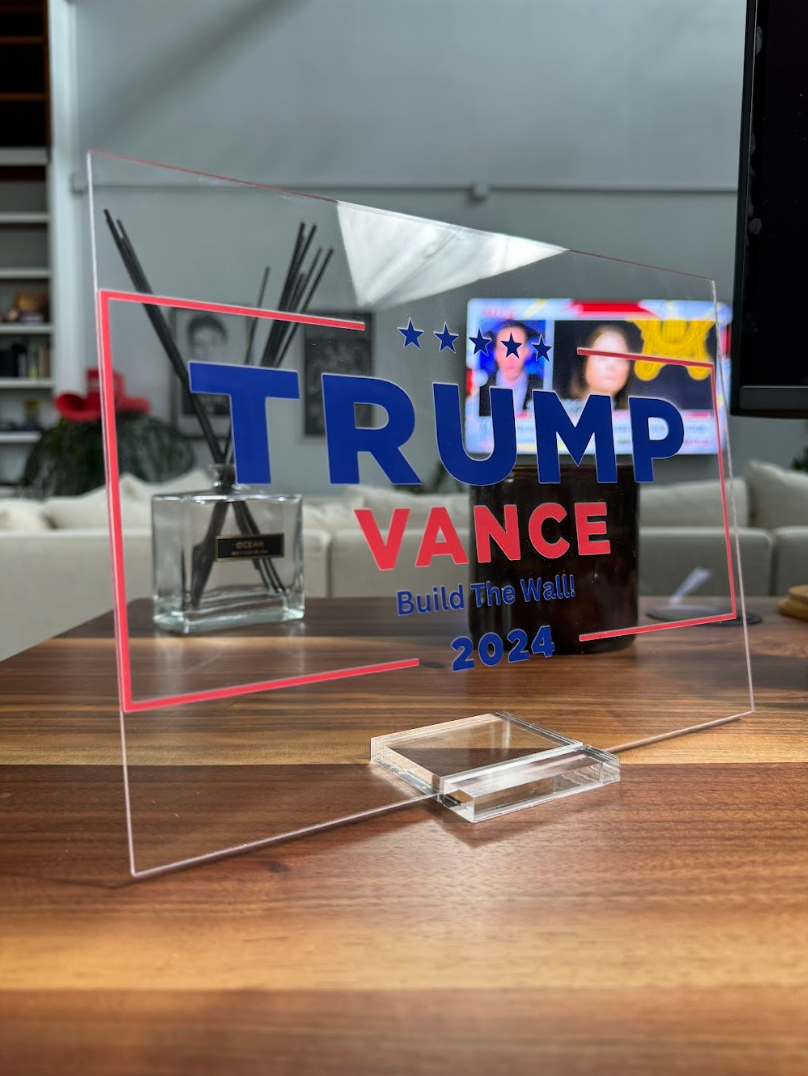 Build The Wall - Trump Plaque